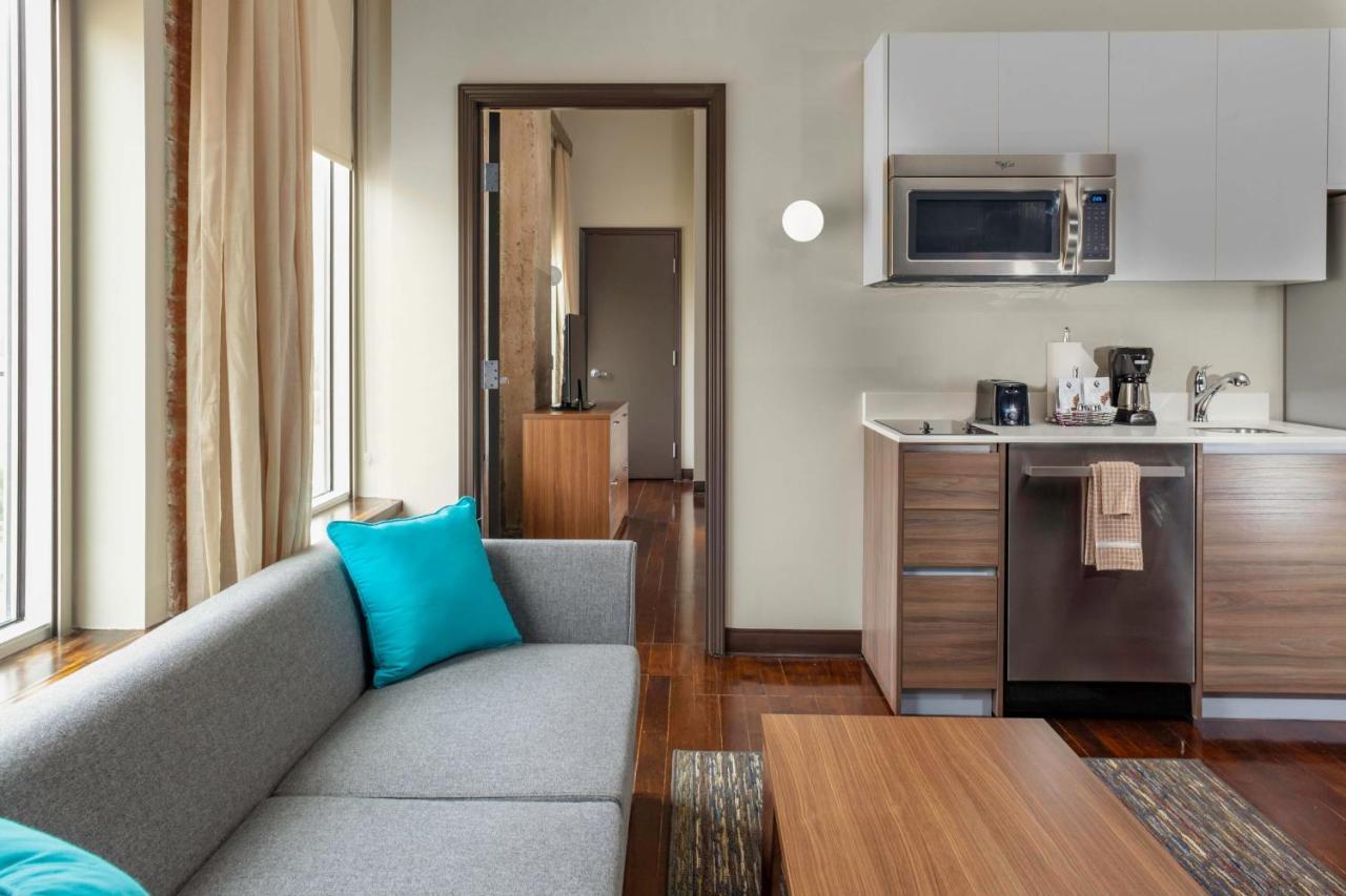 Towneplace Suites By Marriott Dallas Downtown Eksteriør bilde