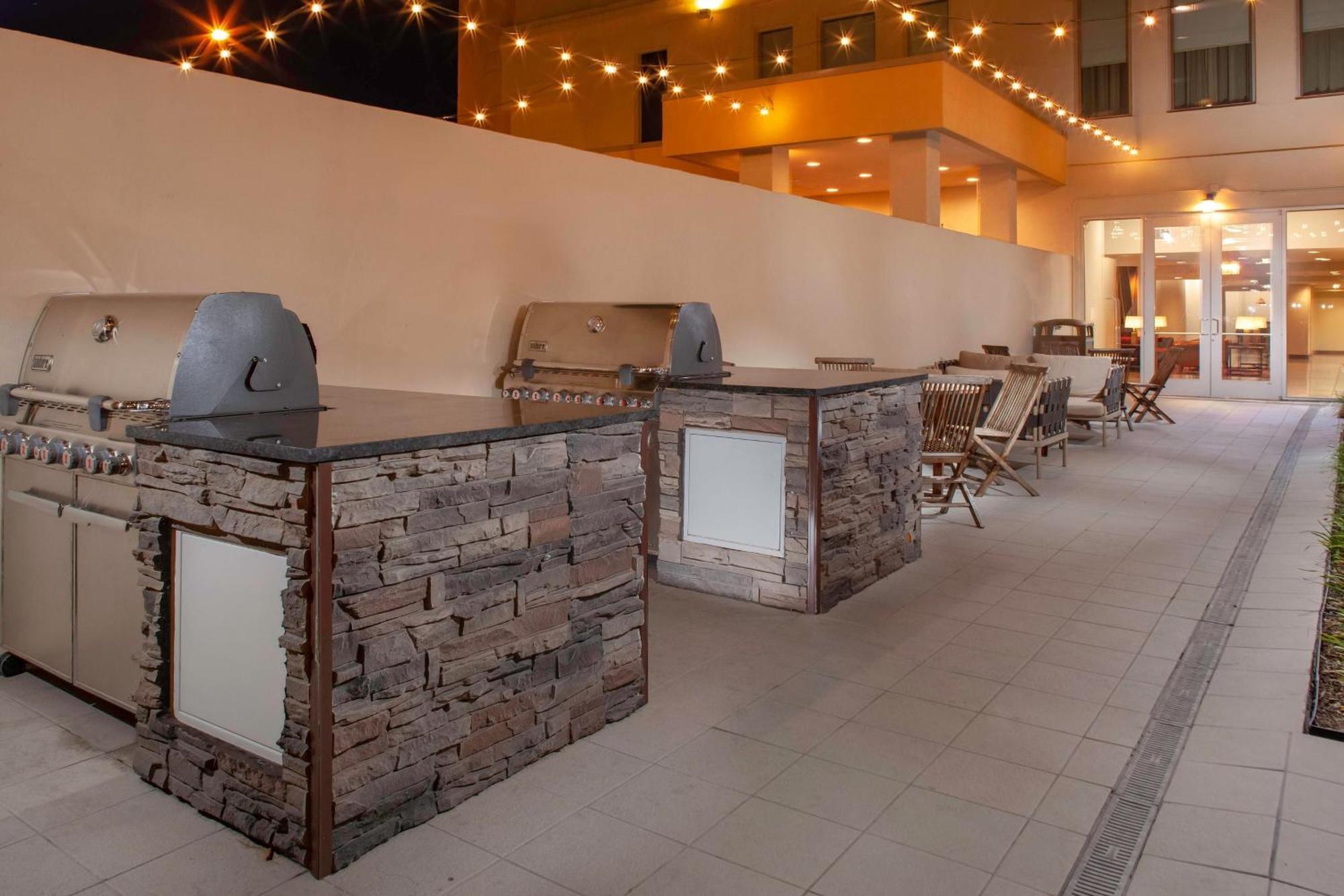 Towneplace Suites By Marriott Dallas Downtown Eksteriør bilde
